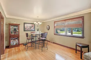 2325 Drop Anchor Dr, Crown Point, IN 46307 - Photo 4