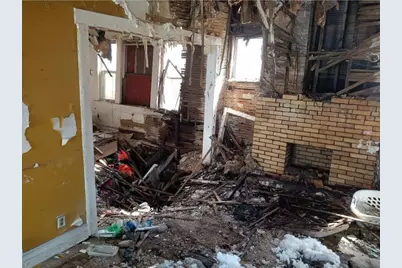 823 Pierce Street, Gary, IN 46402 - Photo 6