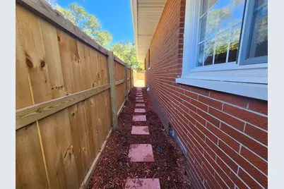 851 Johnson Street, Gary, IN 46402 - Photo 20