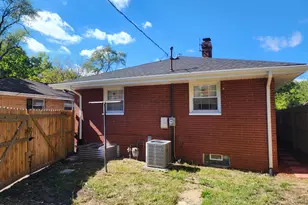 851 Johnson St, Gary, IN 46402 - Photo 20