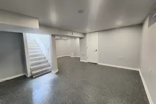 851 Johnson St, Gary, IN 46402 - Photo 14