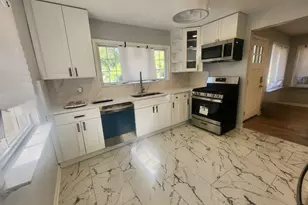 851 Johnson St, Gary, IN 46402 - Photo 10