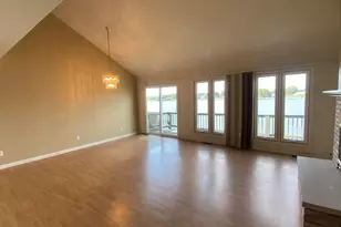 5035 Spinnaker Ln, Crown Point, IN 46307 - Photo 2