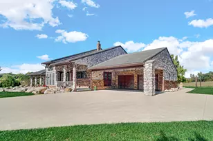 31513 Shively Rd, Walkerton, IN 46574 - Photo 2