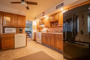 1409 Andrew Ave, La Porte, IN 46350 - Photo 8