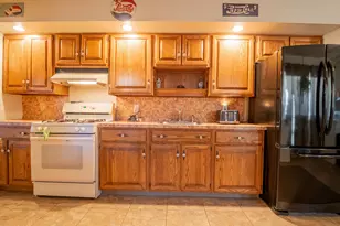 1409 Andrew Ave, La Porte, IN 46350 - Photo 6