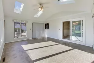 9449 Primrose Ln, Munster, IN 46321 - Photo 14