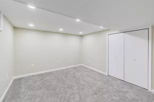 9449 Primrose Ln, Munster, IN 46321 - Photo 24