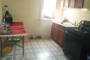 5035 Tod Ave, East Chicago, IN 46312 - Photo 8