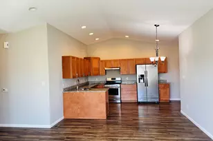 3906 Stadium St, Portage, IN 46368 - Photo 10