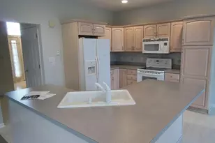 9939 Sequoia Ln, Munster, IN 46321 - Photo 6