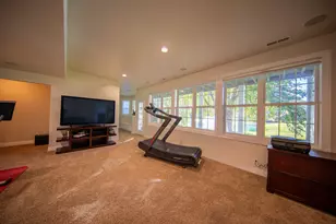 3303 Venice Dr, Valparaiso, IN 46385 - Photo 42