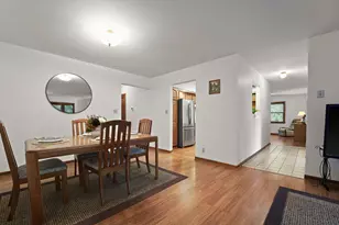 208 E 650 N, Valparaiso, IN 46383 - Photo 8