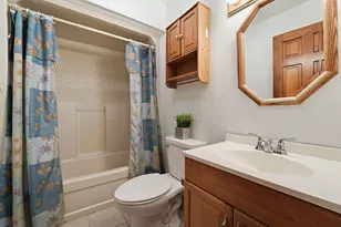 208 E 650 N, Valparaiso, IN 46383 - Photo 14