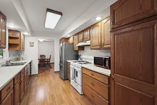 208 E 650 N, Valparaiso, IN 46383 - Photo 10