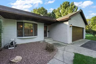 208 E 650 N, Valparaiso, IN 46383 - Photo 4