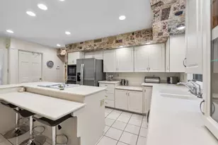 483 Roxbury Rd, Valparaiso, IN 46385 - Photo 16