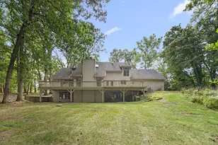 483 Roxbury Rd, Valparaiso, IN 46385 - Photo 6