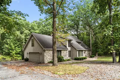 483 Roxbury Road, Valparaiso, IN 46385 - Photo 2