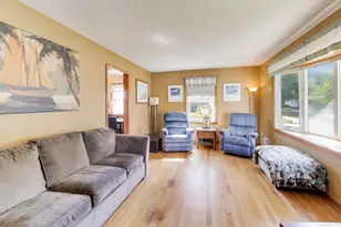 1343 N Harvey St, Griffith, IN 46319 - Photo 2