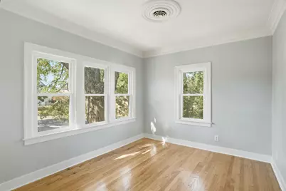 2027 1/2 Davidson Place, Whiting, IN 46394 - Photo 8
