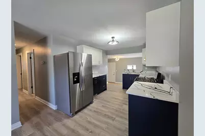 5423 Stone Avenue, Portage, IN 46368 - Photo 6