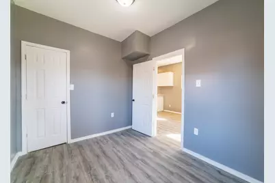 2549 Fillmore Street, Gary, IN 46407 - Photo 8