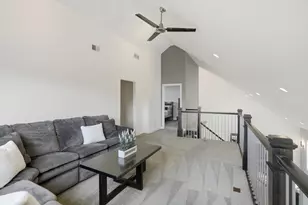 2438 Braeburn Pl, Schererville, IN 46375 - Photo 32