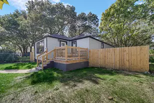 2232 Roosevelt Pl, Gary, IN 46404 - Photo 20