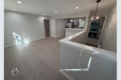 323 King Street, Gary, IN 46406 - Photo 2