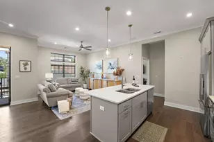 354 W Chicago St, Valparaiso, IN 46383 - Photo 12