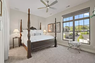 354 W Chicago St, Valparaiso, IN 46383 - Photo 8