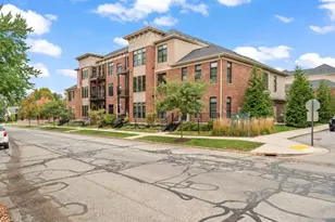 354 W Chicago St, Valparaiso, IN 46383 - Photo 2