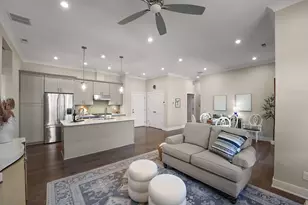 354 W Chicago St, Valparaiso, IN 46383 - Photo 10