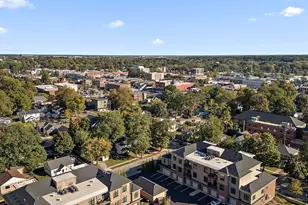 354 W Chicago St, Valparaiso, IN 46383 - Photo 26