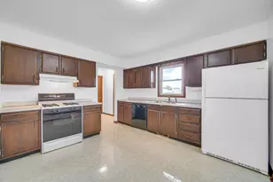 9211 Hawthorne Dr, Munster, IN 46321 - Photo 12