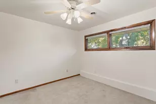 8250 Columbia Ave, Dyer, IN 46311 - Photo 18