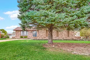 9017 Mathews St, Crown Point, IN 46307 - Photo 2