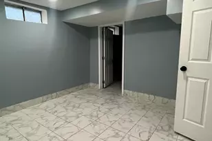 5056 Pennsylvania St, Gary, IN 46409 - Photo 12