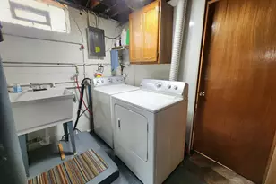 937 E 52nd Ave, Gary, IN 46408 - Photo 16