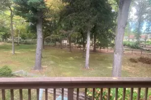 1724 Earthstone Dr, Valparaiso, IN 46383 - Photo 4