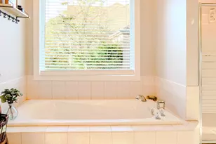 10589 Erie Dr, Crown Point, IN 46307 - Photo 24