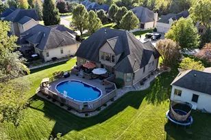 10589 Erie Dr, Crown Point, IN 46307 - Photo 44