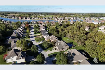 10589 Erie Drive, Crown Point, IN 46307 - Photo 40