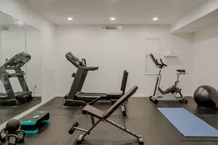 10589 Erie Dr, Crown Point, IN 46307 - Photo 38