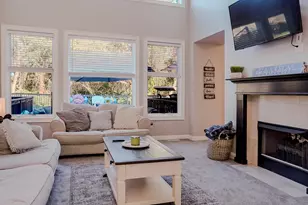 10589 Erie Dr, Crown Point, IN 46307 - Photo 8