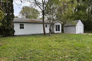 3422 California St, Lake Station, IN 46405 - Photo 2
