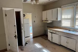 4227 Baring Ave, East Chicago, IN 46312 - Photo 8