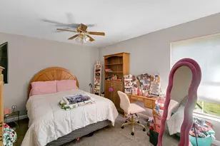 101 E 13th Pl, Hobart, IN 46342 - Photo 18