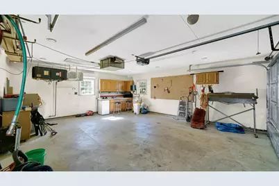 101 E 13th Place, Hobart, IN 46342 - Photo 20